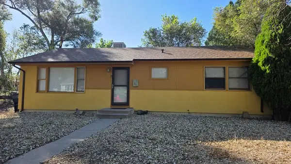 26 Caledonia Rd, Pueblo, CO 81001