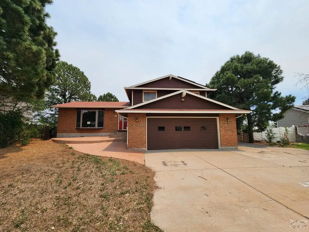 19 Hampton Ct, Pueblo, CO 81001 - #1