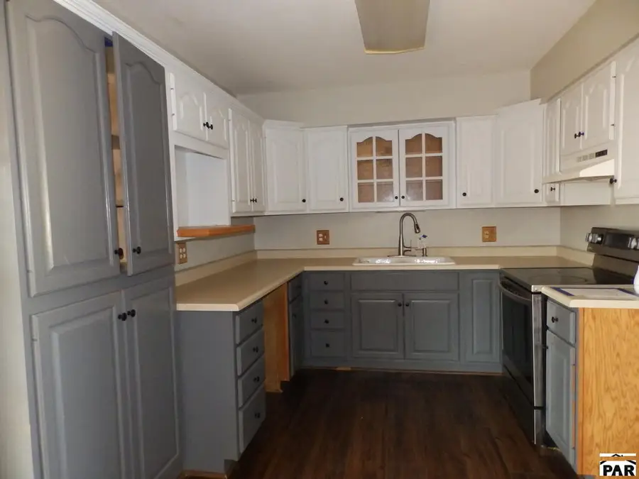 1109 Russell Ave, La Junta, CO 81050 - #3