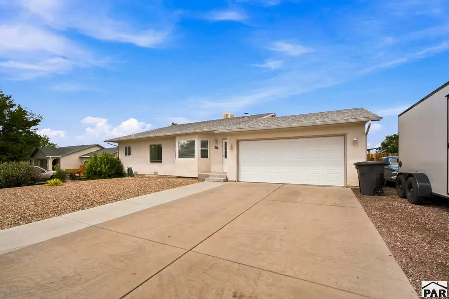 367 W Baldwyn Dr, Pueblo West, CO 81007 - #3