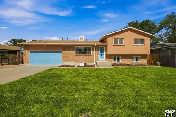 540 Starlite Dr, Pueblo, CO 81005