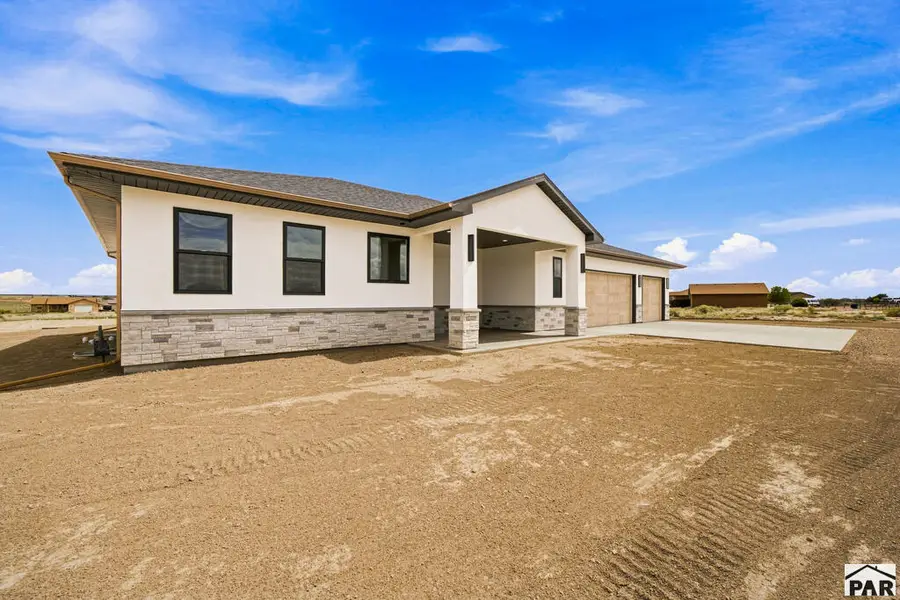 686 N Limon Dr, Pueblo West, CO 81007 - #2