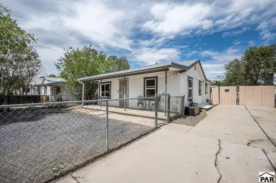 2129 E 9th St, Pueblo, CO 81001 - #3