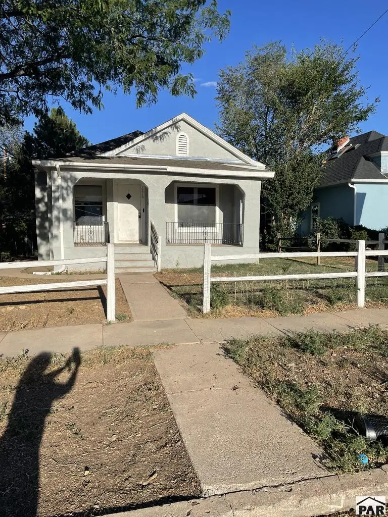 2216 Pine St, Pueblo, CO 81004 - #2