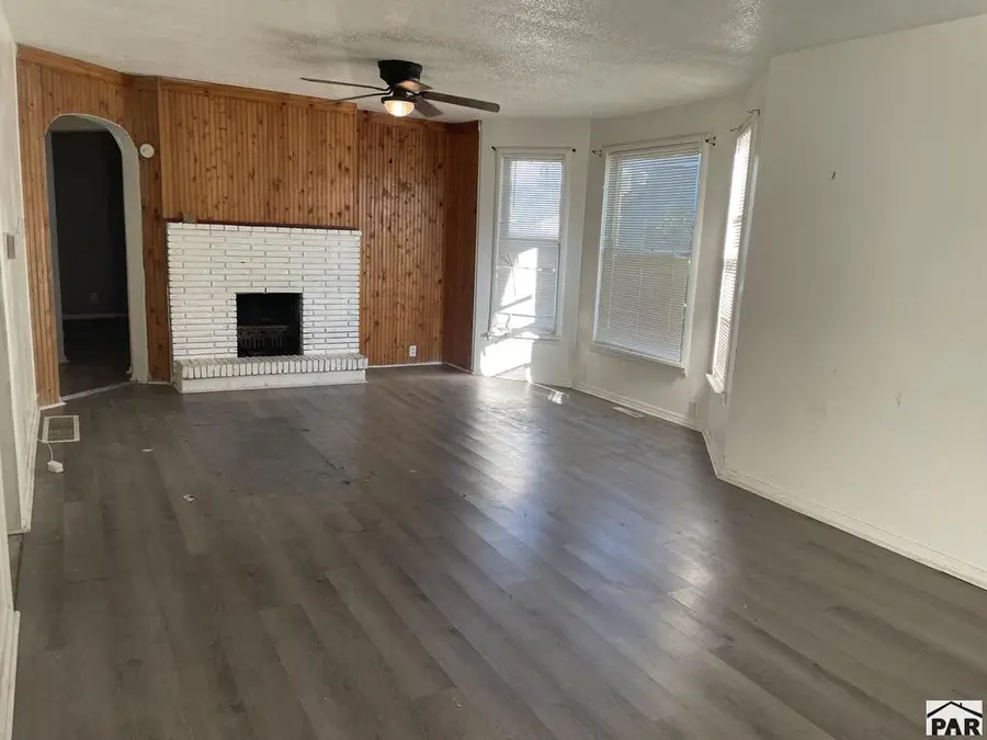 2216 Pine St, Pueblo, CO 81004 - #3