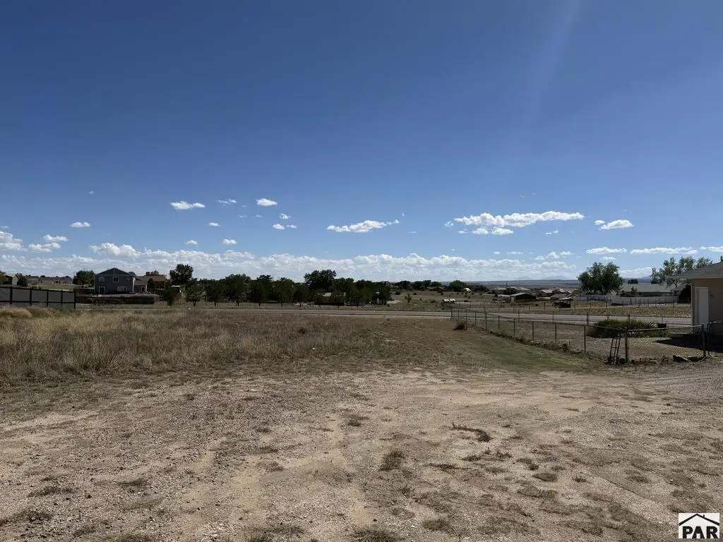 1062 S Honeysuckle Dr, Pueblo West, CO 81007 - #1