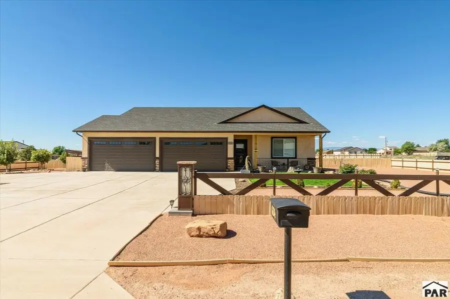 624 E Paradise Dr, Pueblo West, CO 81007 - #3