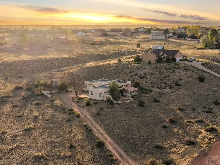 537 S Chimazo Dr, Pueblo West, CO 81007 - #2