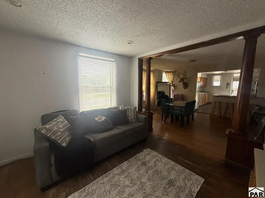 825 W 11th St, Pueblo, CO 81003 - #2