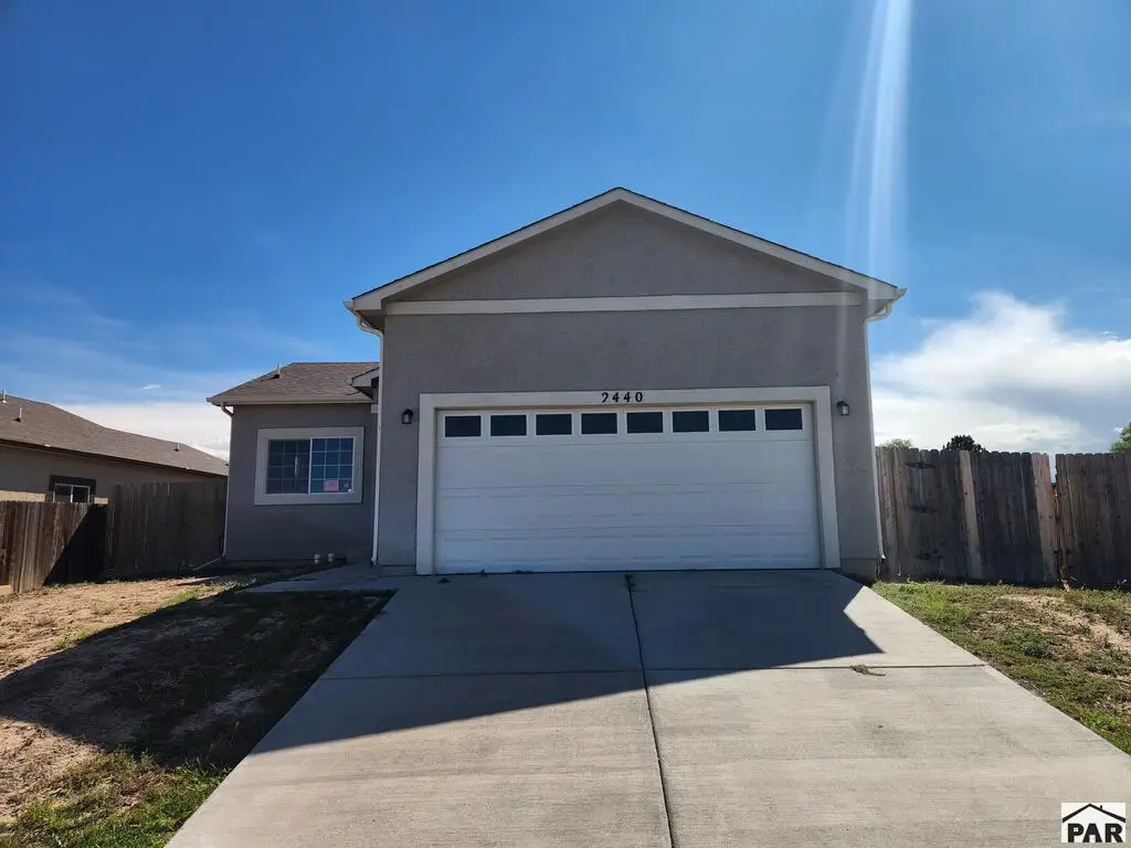 2440 W 19th St, Pueblo, CO 81003 - #1