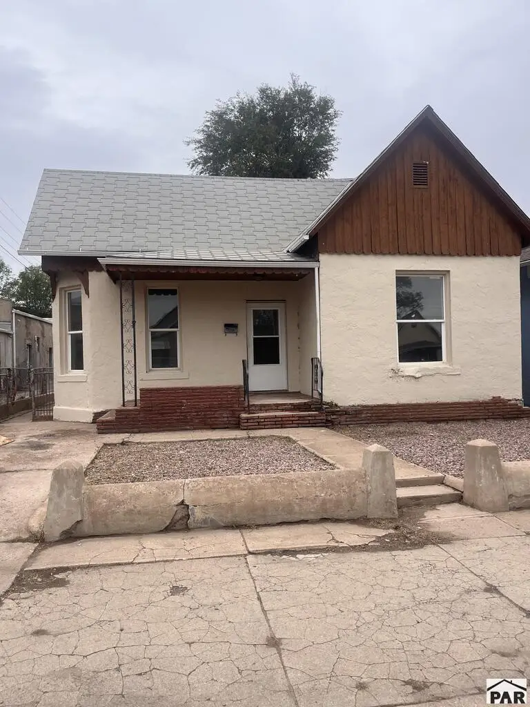 1237 E Abriendo Ave, Pueblo, CO 81004 - #1