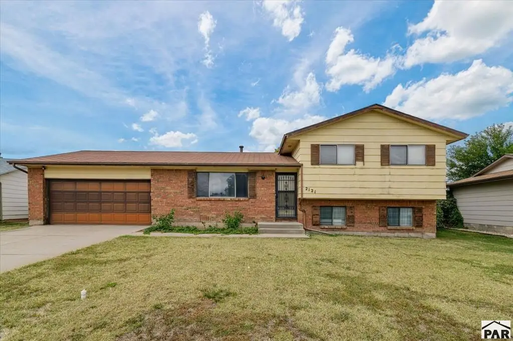2121 Chautard Dr, Pueblo, CO 81005 - #1