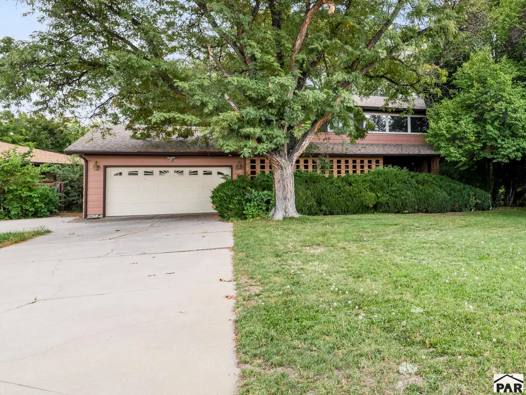 24 Robertson Rd, Pueblo, CO 81001 - #1