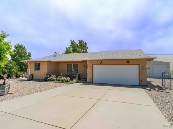 403 N Desert Cove Dr, Pueblo West, CO 81007