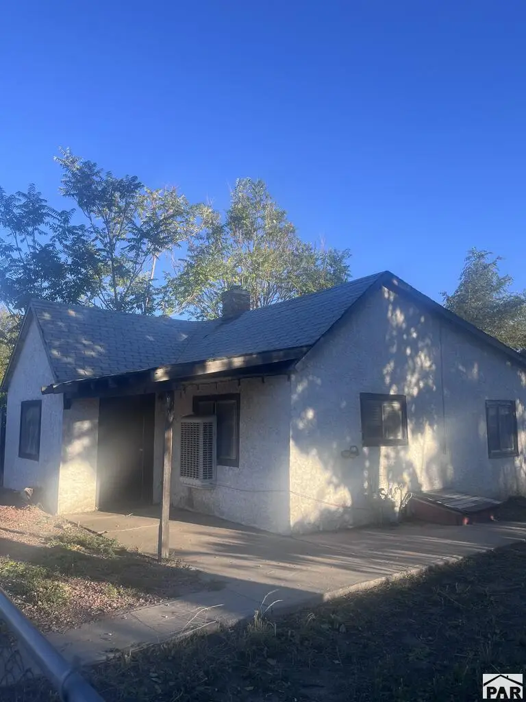 1630 E 4th St, Pueblo, CO 81001 - #2