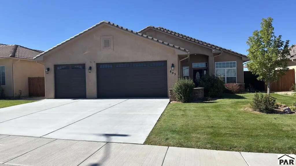 805 Thorncrest Dr, Pueblo, CO 81005 - #1