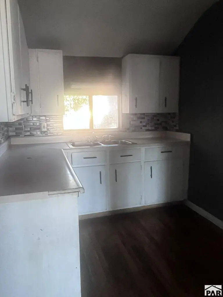 111 W 14th St, Pueblo, CO 81003 - #3