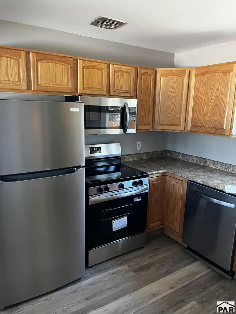1702 Englewood Dr, Pueblo, CO 81005 - #3