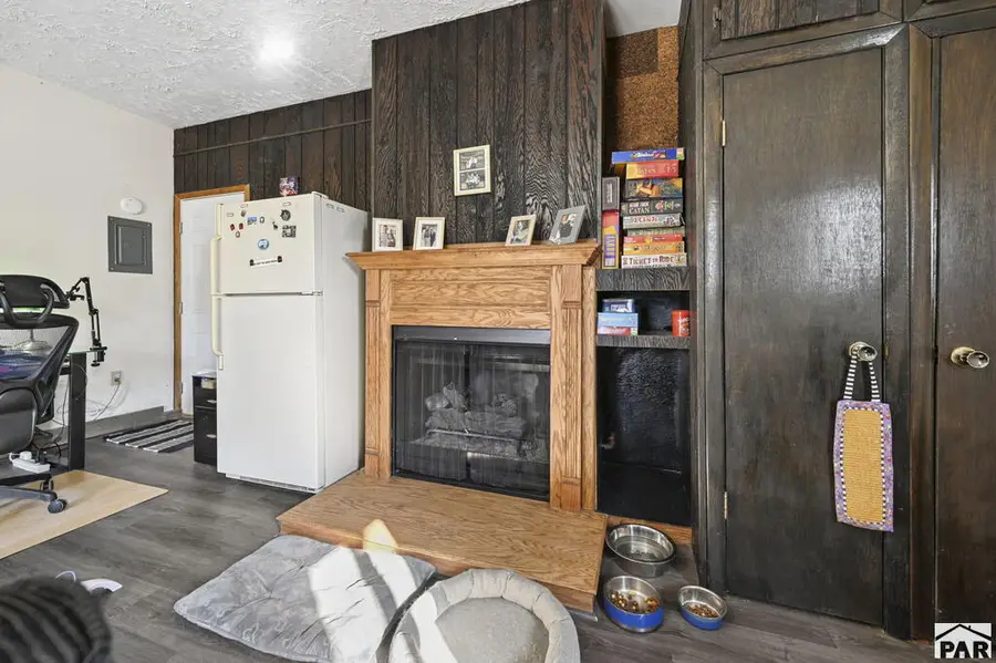 2041 Vinewood Ln, Pueblo, CO 81005 - #2