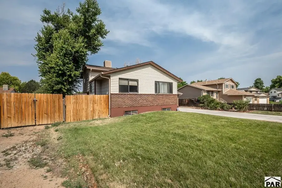 4 Wallflower Court, Pueblo, CO 81001 - #3