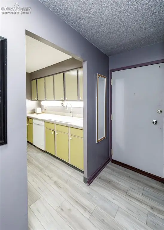 411 Lakewood Circle #A1005, Colorado Springs, CO 80910 - #2