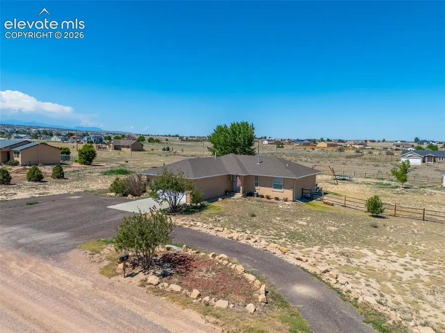 635 E Chaunsey Drive, Pueblo West, CO 81007 - #2