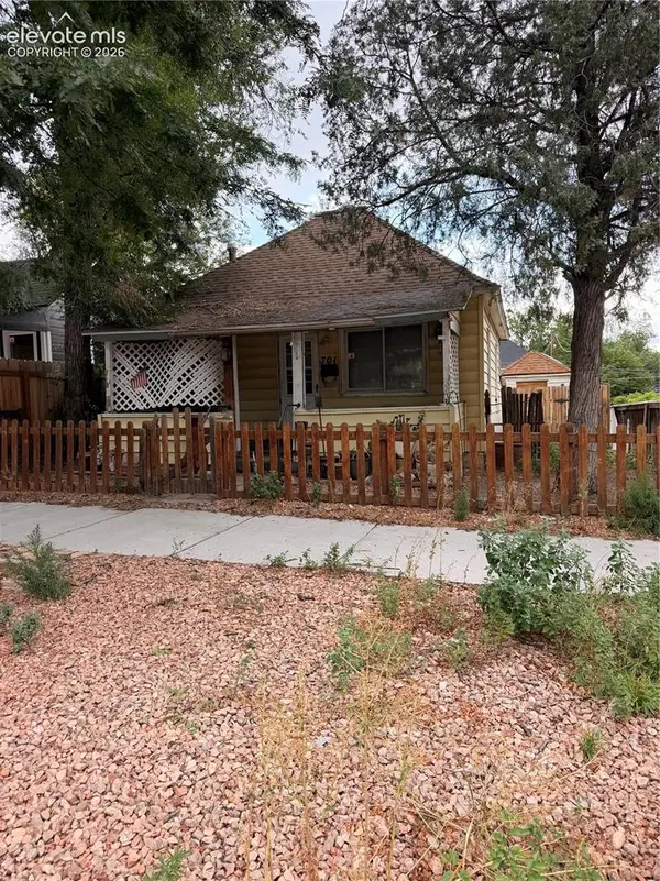 701 N Corona Street, Colorado Springs, CO 80903