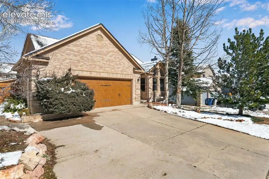 670 Fernglen Court, Colorado Springs, CO 80906 - #2