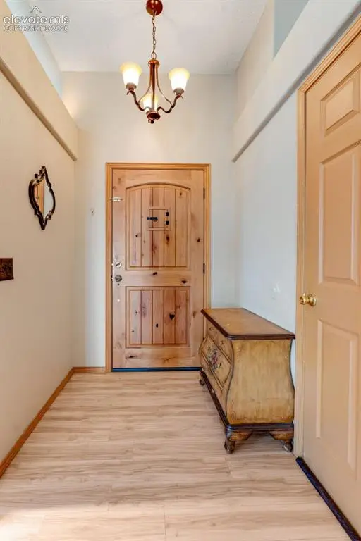 670 Fernglen Court, Colorado Springs, CO 80906 - #3