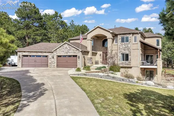 450 E Stirrup Trail, Monument, CO 80132
