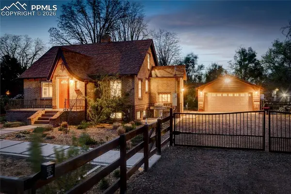 6907 W 12th Avenue, Lakewood, CO 80214