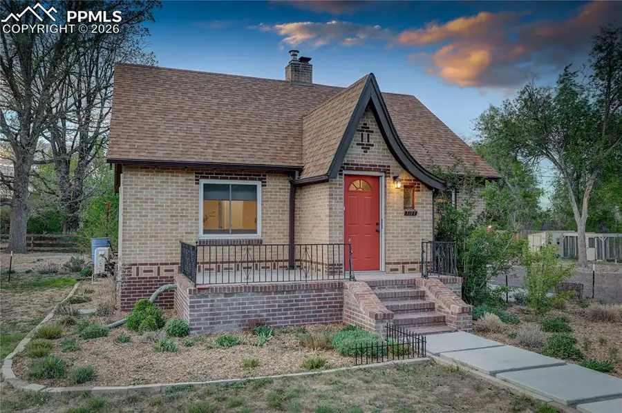 6907 W 12th Avenue, Lakewood, CO 80214 - #3