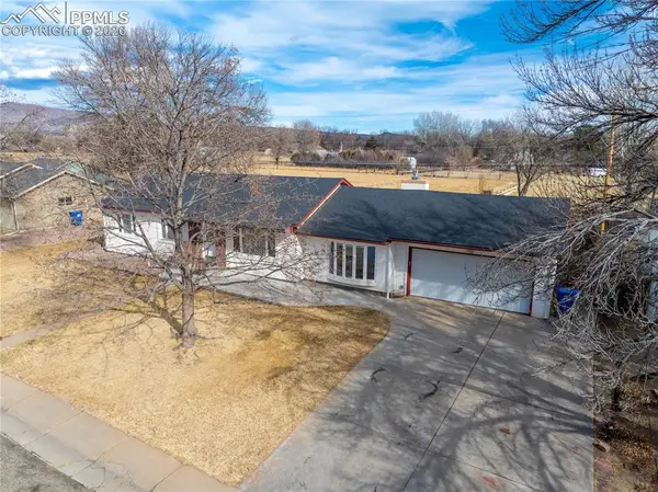 124 E Circle Drive, Canon City, CO 81212