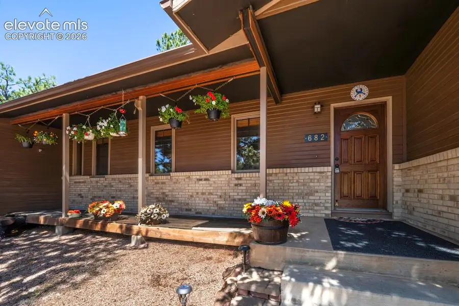 682 Sunnywood Loop, Woodland Park, CO 80863 - #2
