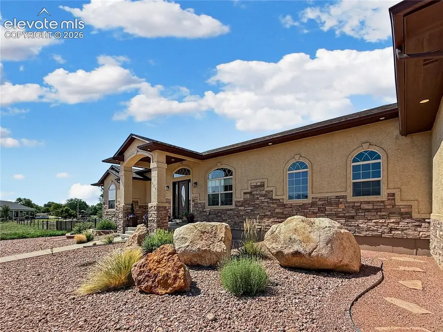 824 Patience Place, Pueblo, CO 81006 - #3