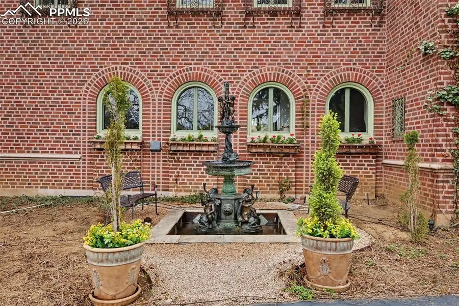 15 Elm Avenue, Colorado Springs, CO 80906 - #2