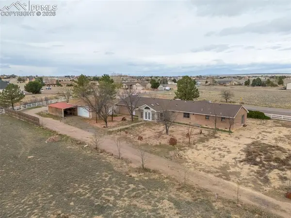 922 W Mcculloch Boulevard, Pueblo West, CO 81007