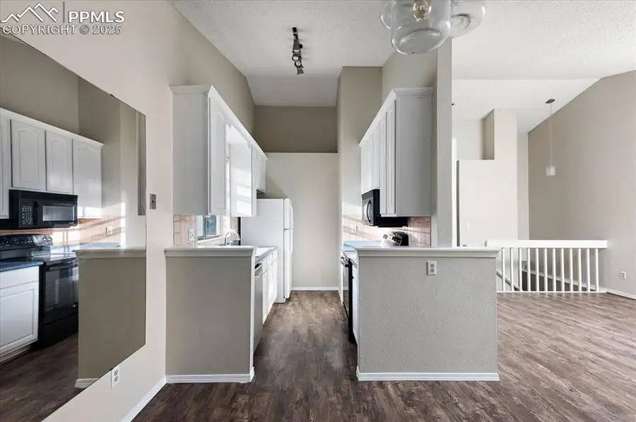 2531 Blazek Loop, Colorado Springs, CO 80918 - Image #2