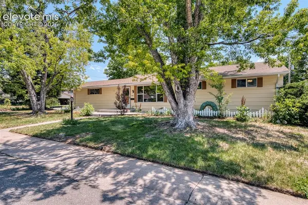 8584 E Briarwood Place, Centennial, CO 80112