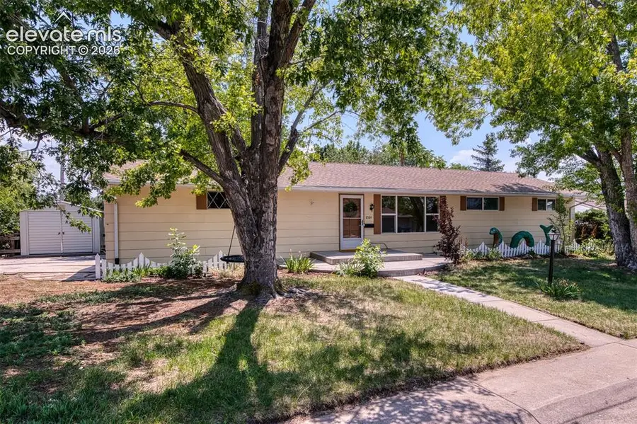 8584 E Briarwood Place, Centennial, CO 80112 - #2