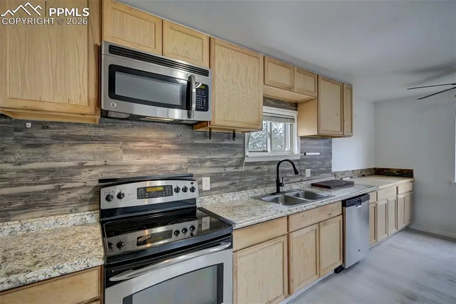 505 2nd Avenue, Deer Trail, CO 80105 - #3
