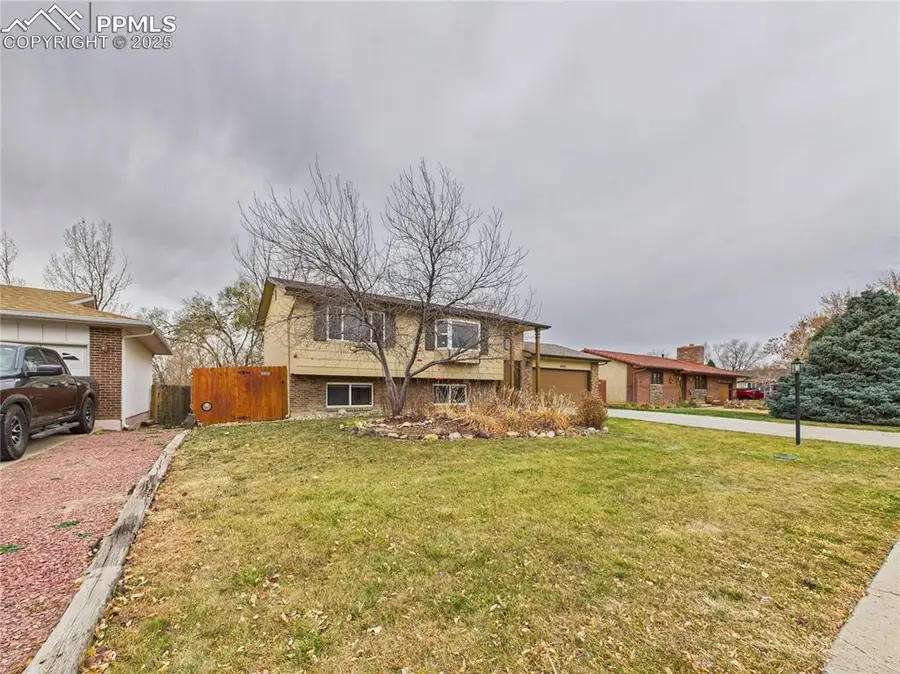 4037 Valley Drive, Pueblo, CO 81008 - Image #2
