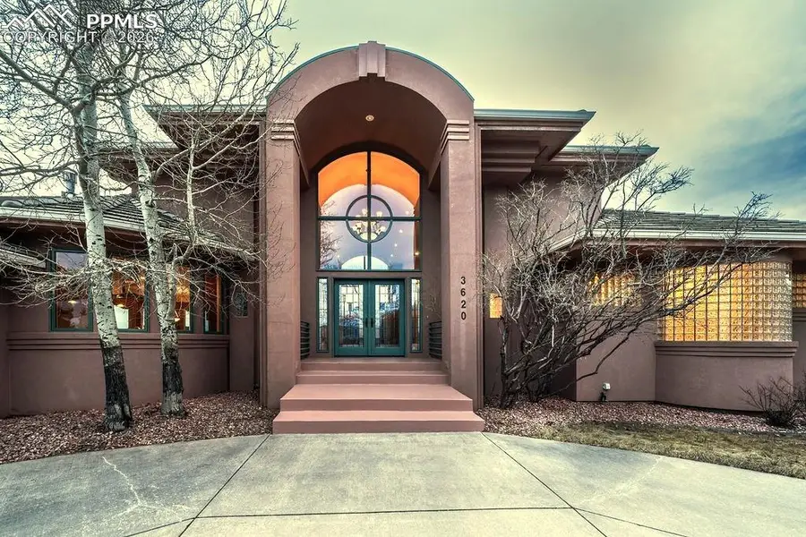 3620 Twisted Oak Circle, Colorado Springs, CO 80904 - Image #2