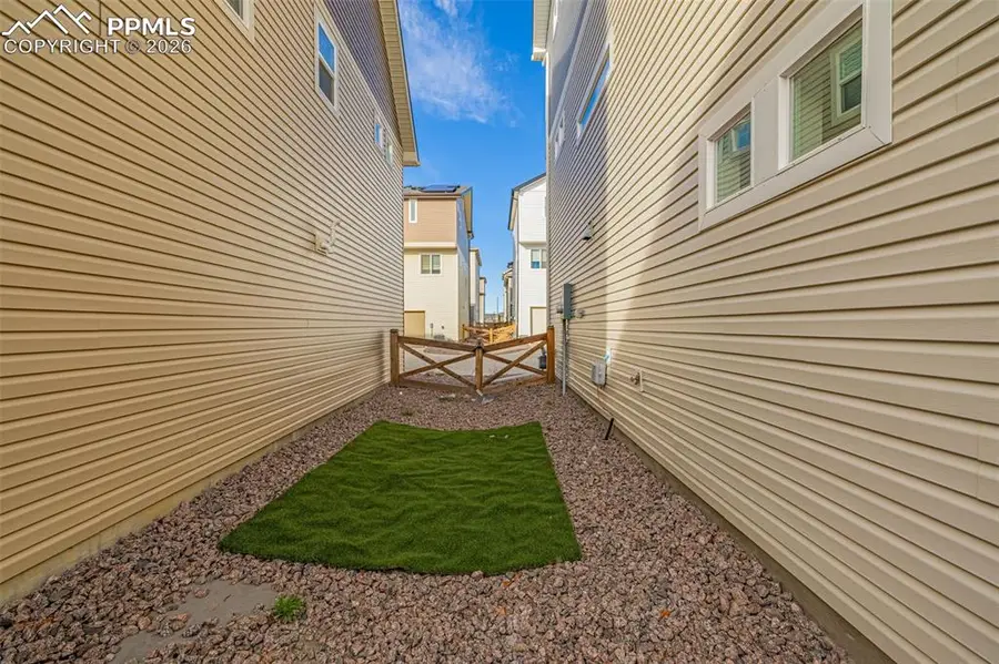 5864 Thurless Lane, Colorado Springs, CO 80927 - Image #3