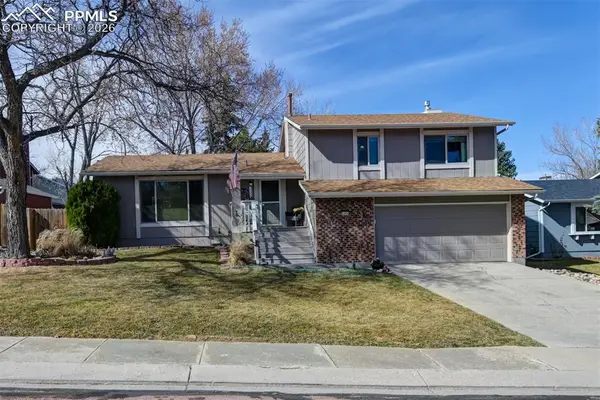 3250 Blue Mountain Way, Colorado Springs, CO 80906