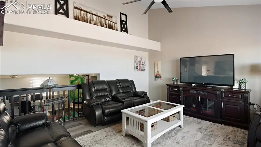 463 N Desert Cove Drive, Pueblo, CO 81007 - Image #2