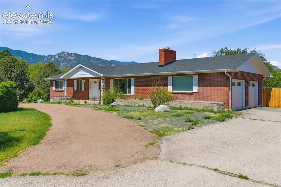 104 Chamberlin Avenue, Colorado Springs, CO 80906 - #3