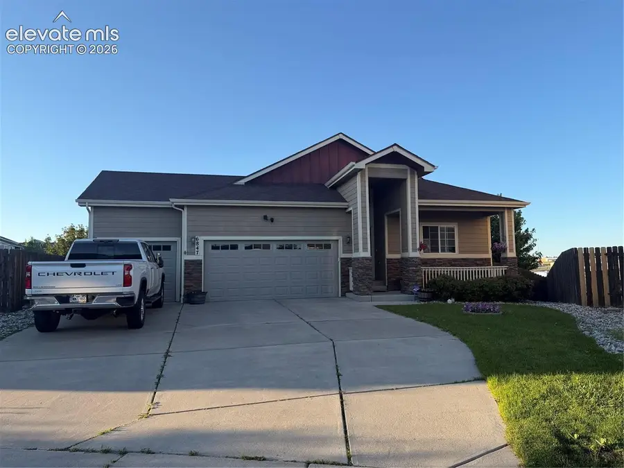 6847 Sandyford Lane, Colorado Springs, CO 80923 - #2