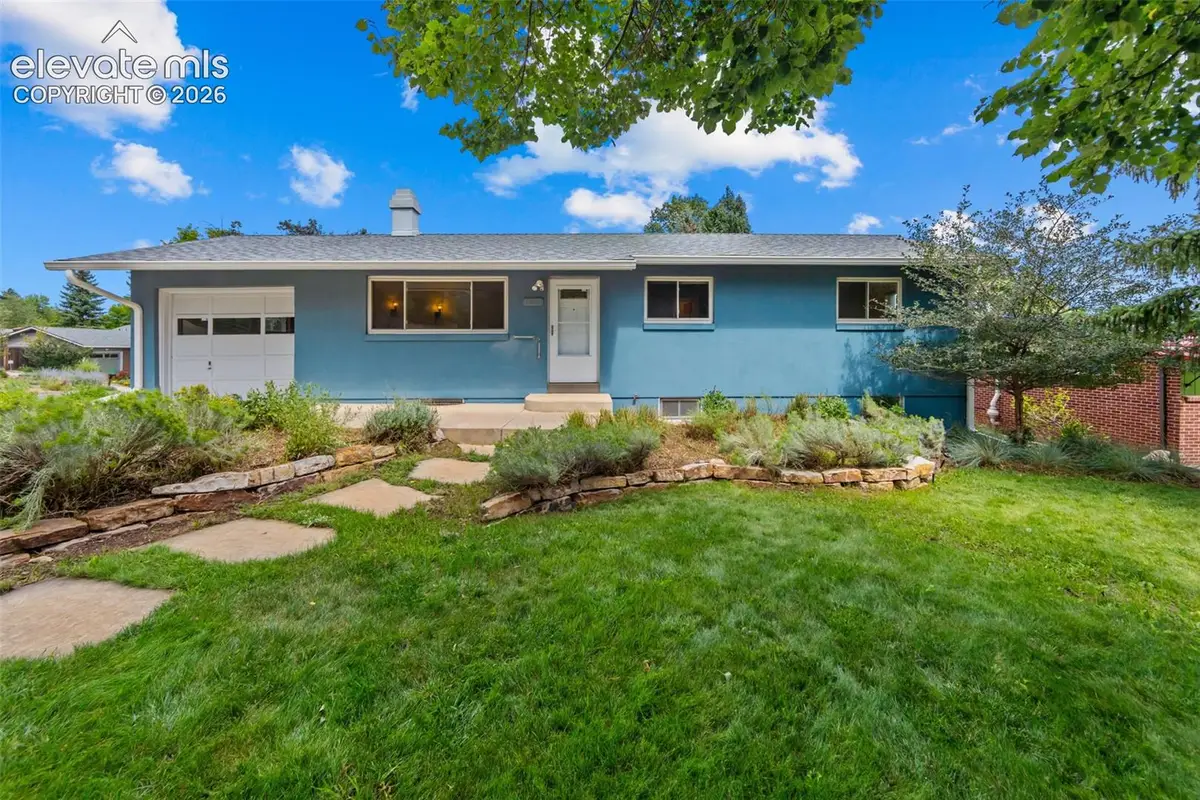 1039 Valley Road, Colorado Springs, CO 80904 - #1