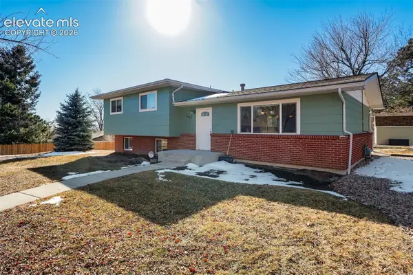 3806 Somerset Drive, Colorado Springs, CO 80907
